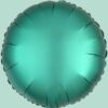Turquoise ronde ballon van folie met lichtblauwe achtergrond