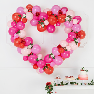 ballonnenboog frame hart rood en roze