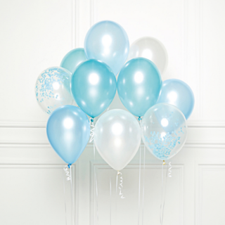 Ballonnen in het blauw en transparant met confetti