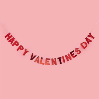 Slinger met de rode tekst happy valentines day voor een roze achtergrond