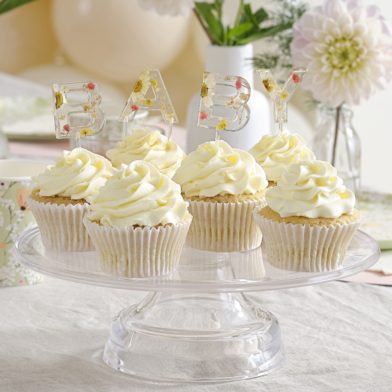 Cupcake toppers met droogbloemen erin