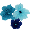 blauwe papieren bloemen voor decoratie