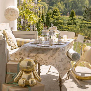 babyshower beige en grijs met bloemen