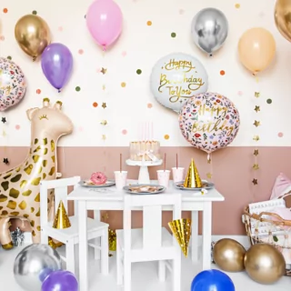 kinderfeestje met roze en creme versiering