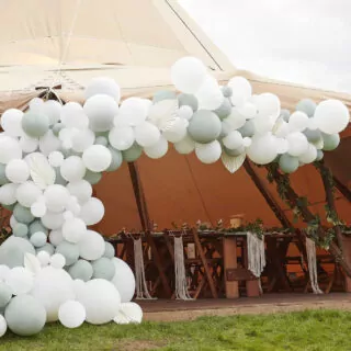 Ballonnenversiering Saliegroen & Wit XL - 200 stuks