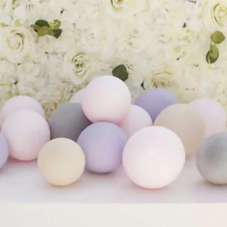 mini ballonnetjes met lila roze en grijze kleuren