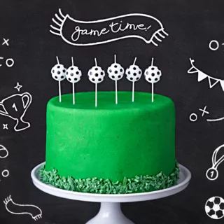 voetbal taart met kaarsjes
