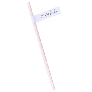 Lichtroze rietje met een wit papiertje eraan met de tekst team bride