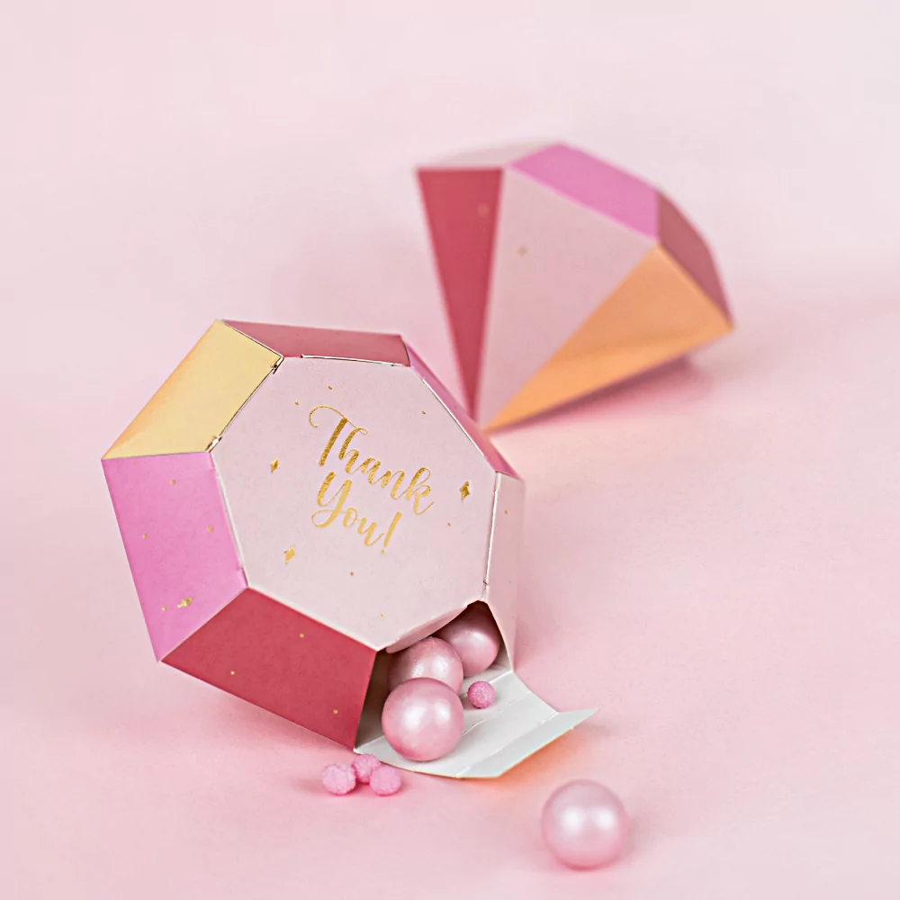 doosje diamant met de tekst thank you erop
