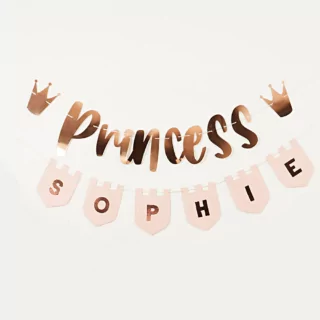 personaliseerbare slinger in het rose goud en lichtroze met prinsessen thema