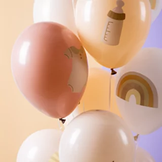 geboorte meisje ballonnen
