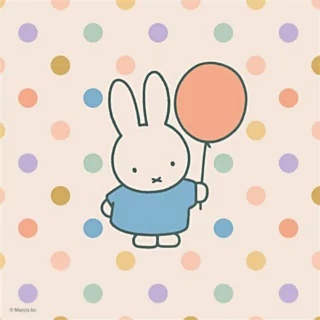 Servet met nijntje erop met een ballon en pastelkleurige stippen