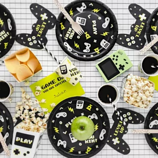 Tafel versiering gaming kinder feestje in het zwart, groen en wit