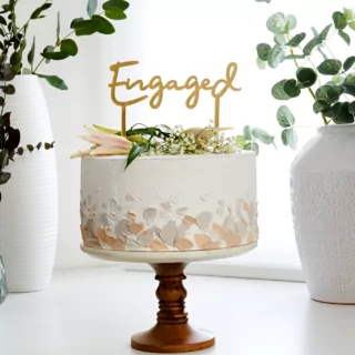 engaged gouden taart versiering