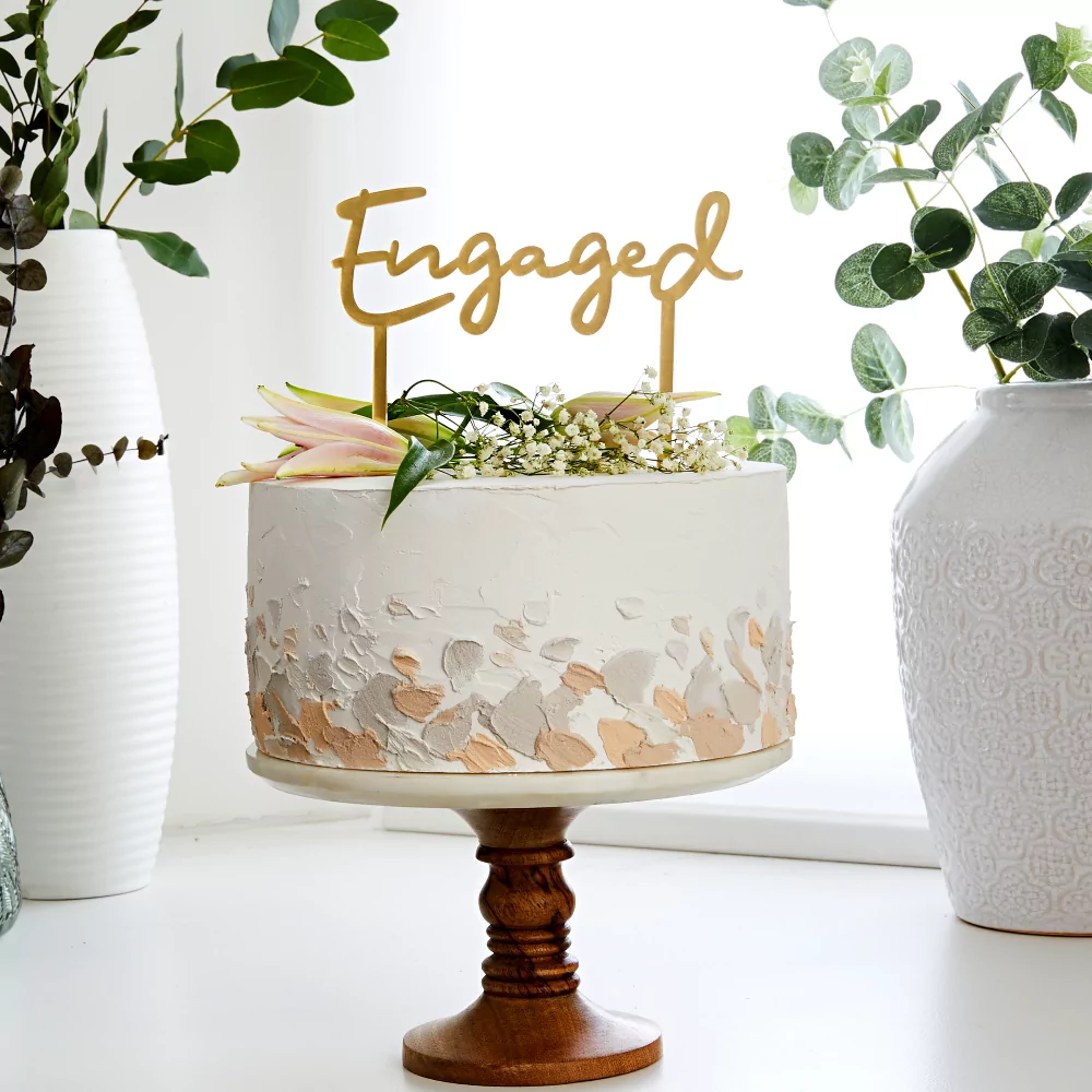 engaged gouden taart versiering
