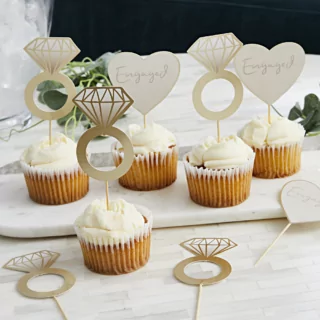 cocktailprikkers engaged hartjes en diamanten ringen