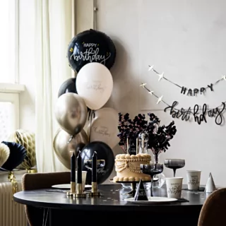zwart met creme verjaardags versiering