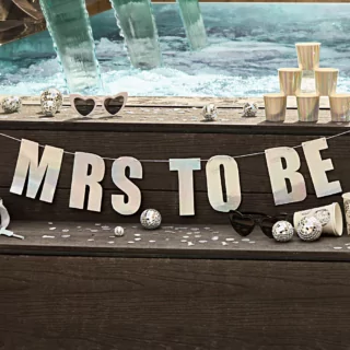 iridescent slinger mrs to be
